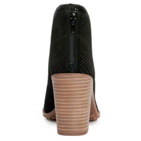 NWT Lucky Brand black nubuck Vacob open toe perforated bootie, 7.5 - Picture 6 of 14